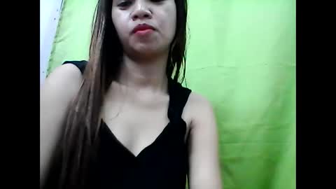 Snapshot of xx_winwin_xx chatting on March 2, 6:27 am Mariel online show from March 2, 6:27 am