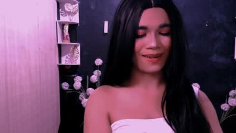 ashley online show from April 5, 11:57 pm