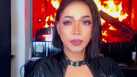xxasian_goddessxx online show from June 1, 4:41 pm