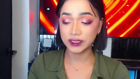 xxasian_goddessxx online show from June 3, 7:30 pm