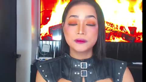 xxasian_goddessxx online show from June 15, 5:04 pm