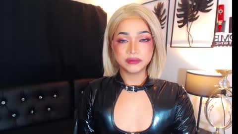 xxasian_goddessxx online show from June 19, 4:33 pm