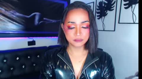 xxasian_goddessxx online show from June 22, 5:54 pm