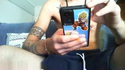 Snapshot of xxbooba_valentinoxx chatting on September 20, 9:10 am xXBooba ValentinoXx online show from September 20, 9:10 am