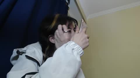 Cody  Akali online show from May 7, 4:51 am
