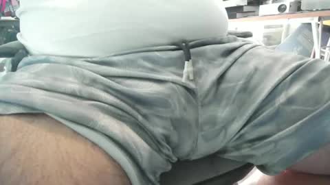 xxdadbod4ladiesxx online show from March 2, 6:04 pm
