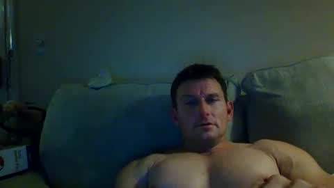 Snapshot of xxedgemaster101 chatting on December 11, 11:43 pm xxedgemaster101 online show from December 11, 11:43 pm