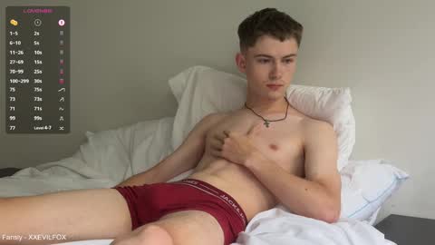 Snapshot of xxevilfox chatting on November 7, 5:24 pm Fox online show from November 7, 5:24 pm