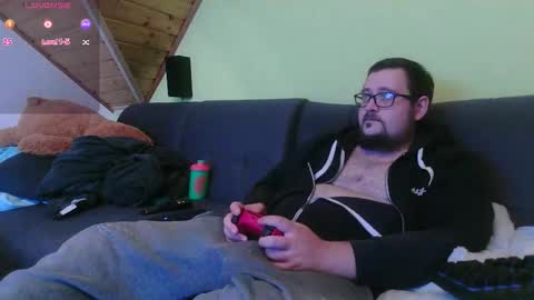 Snapshot of xxevoker chatting on October 3, 8:28 pm xxevoker online show from October 3, 8:28 pm