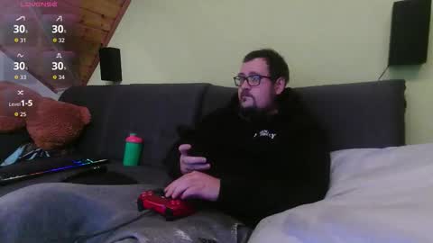 Snapshot of xxevoker chatting on October 6, 1:19 pm xxevoker online show from October 6, 1:19 pm