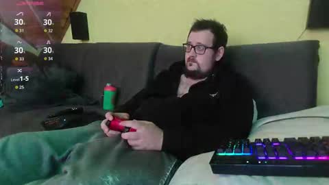 Snapshot of xxevoker chatting on October 7, 1:19 pm xxevoker online show from October 7, 1:19 pm