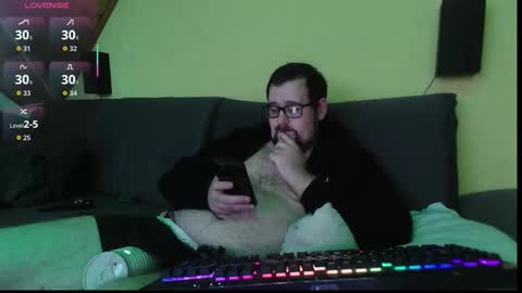 Snapshot of xxevoker chatting on October 24, 12:34 pm xxevoker online show from October 24, 12:34 pm