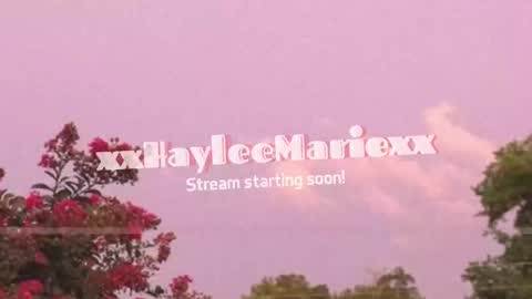 Snapshot of xxhayleemariexx chatting on October 8, 11:02 pm Haylee Marie online show from October 8, 11:02 pm