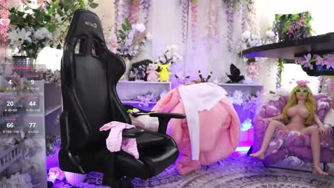 Snapshot of xxhayleemariexx chatting on March 2, 12:13 am Haylee Marie online show from March 2, 12:13 am