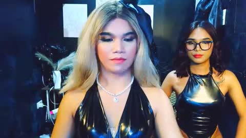 xxirene online show from March 11, 7:03 am