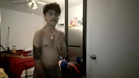 Snapshot of xxjasoneecxx chatting on October 12, 4:11 am XxJasoneecxX online show from October 12, 4:11 am