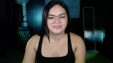 Snapshot of xxkylie_smithxx chatting on October 26, 8:37 pm Kylie Smith online show from October 26, 8:37 pm