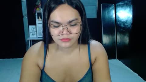 Snapshot of xxkylie_smithxx chatting on October 27, 6:56 pm Kylie Smith online show from October 27, 6:56 pm