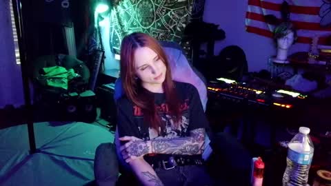 Snapshot of xxlilithmoonxx chatting on May 15, 2:29 am Lilith online show from May 15, 2:29 am