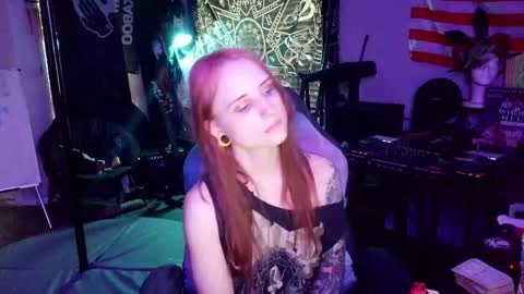 Snapshot of xxlilithmoonxx chatting on May 24, 1:54 am Lilith online show from May 24, 1:54 am