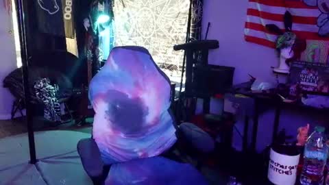 Snapshot of xxlilithmoonxx chatting on June 8, 11:49 pm Lilith online show from June 8, 11:49 pm