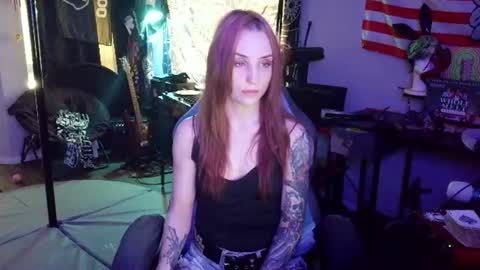 Snapshot of xxlilithmoonxx chatting on June 14, 11:18 pm Lilith online show from June 14, 11:18 pm