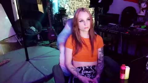Snapshot of xxlilithmoonxx chatting on June 23, 12:30 am Lilith online show from June 23, 12:30 am