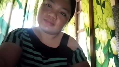 xxloriexx_me online show from June 18, 11:42 pm