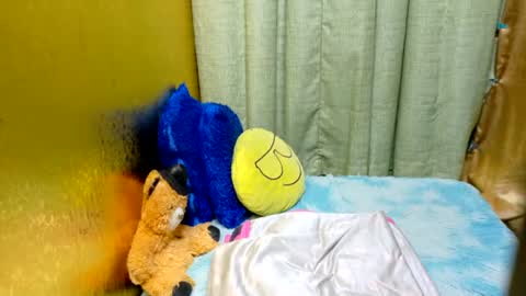 Snapshot of xxloveheart chatting on July 11, 12:02 am xxloveheart online show from July 11, 12:02 am