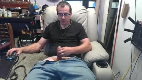 Snapshot of xxscubastevexxx chatting on November 4, 6:18 pm xxScubaStevexx online show from November 4, 6:18 pm