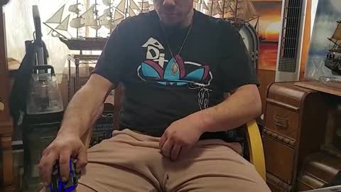 Snapshot of xxscubastevexxx chatting on March 22, 5:05 pm xxScubaStevexx online show from March 22, 5:05 pm