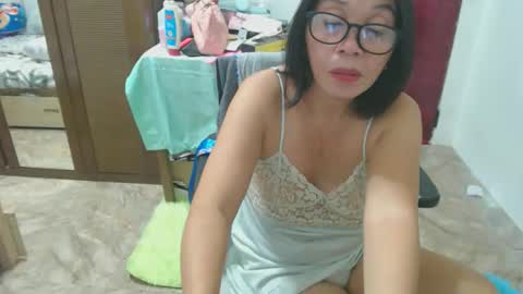 xxsexypinayxx online show from March 26, 8:31 am