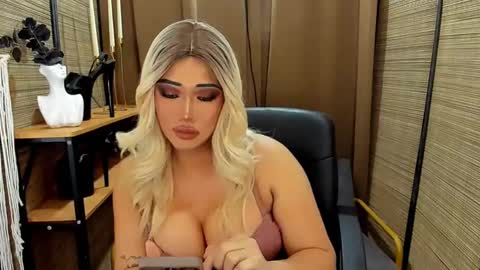 xxtastefullayeshaxx online show from January 7, 11:58 am