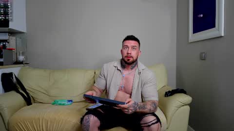 Snapshot of xxx_jane_xxx chatting on July 1, 11:12 am online show from July 1, 11:12 am