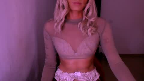 Chiara online show from May 3, 11:00 pm