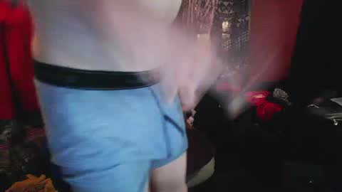 Snapshot of xxxboytoy_ chatting on June 1, 10:11 pm Sean online show from June 1, 10:11 pm