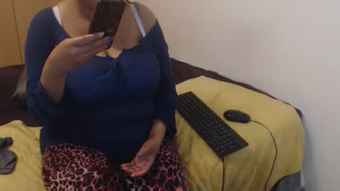 Ayanda online show from September 11, 6:52 pm