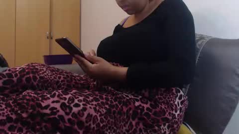 Ayanda online show from November 10, 2:16 pm