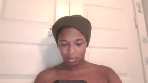 Snapshot of xxxdanidoomsdayxxx chatting on November 10, 4:39 pm Danielle online show from November 10, 4:39 pm