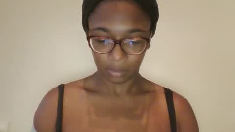 Snapshot of xxxdanidoomsdayxxx chatting on November 26, 10:00 pm Danielle online show from November 26, 10:00 pm