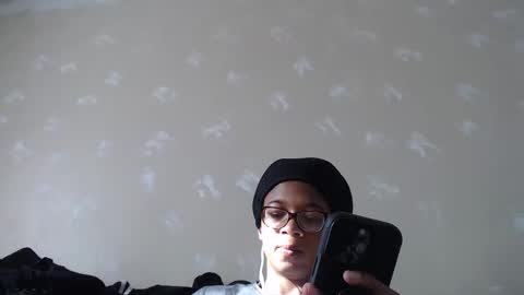 Danielle online show from January 7, 6:10 pm