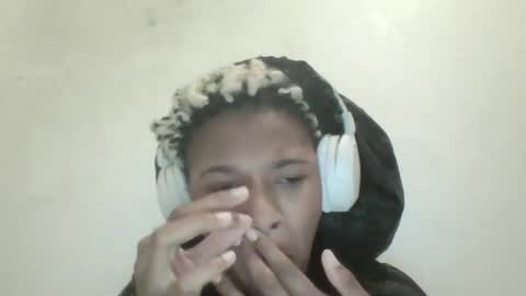 Danielle online show from February 7, 11:19 pm