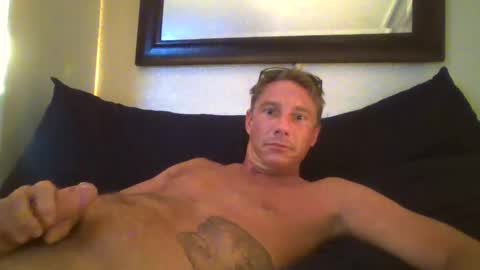 deeeeznutz online show from February 28, 6:43 am