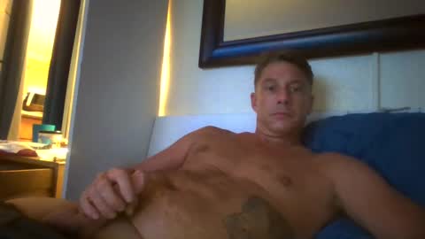 deeeeznutz online show from September 29, 4:28 am