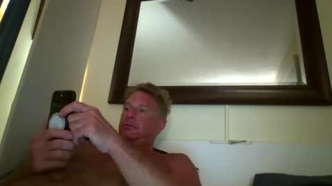 deeeeznutz online show from October 15, 11:10 am