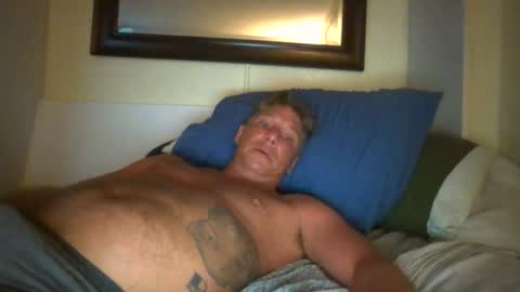 Snapshot of xxxelentdick chatting on July 19, 10:30 am deeeeznutz online show from July 19, 10:30 am