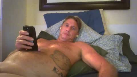 Snapshot of xxxelentdick chatting on July 28, 12:34 pm deeeeznutz online show from July 28, 12:34 pm