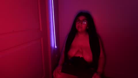 Snapshot of xxxenmascaradosxxx chatting on May 16, 5:59 am Parejahot69 online show from May 16, 5:59 am