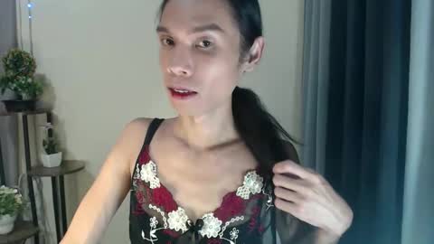 Your Princess Yums online show from May 5, 11:07 am