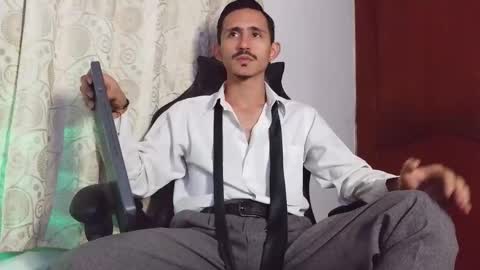 Snapshot of xxxhome_alonexxx chatting on June 9, 7:36 pm Kev online show from June 9, 7:36 pm
